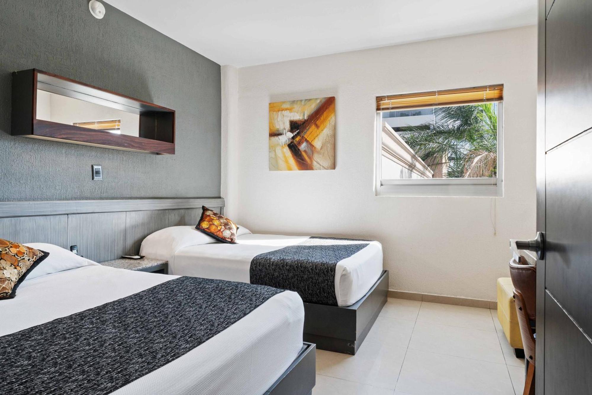 Homesuites Zaragoza Culiacán Exterior foto