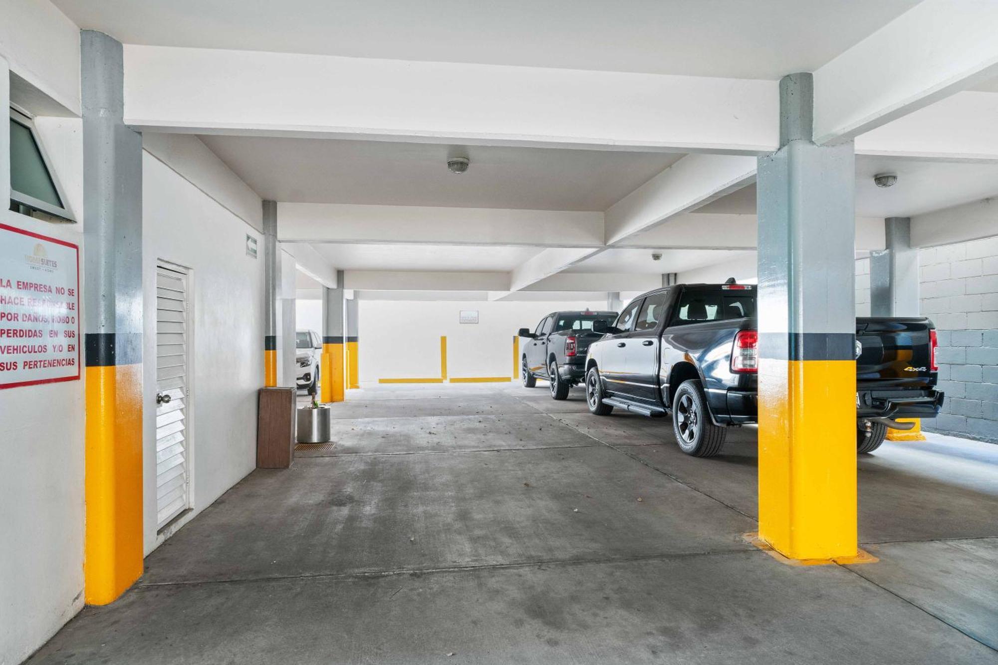 Homesuites Zaragoza Culiacán Exterior foto